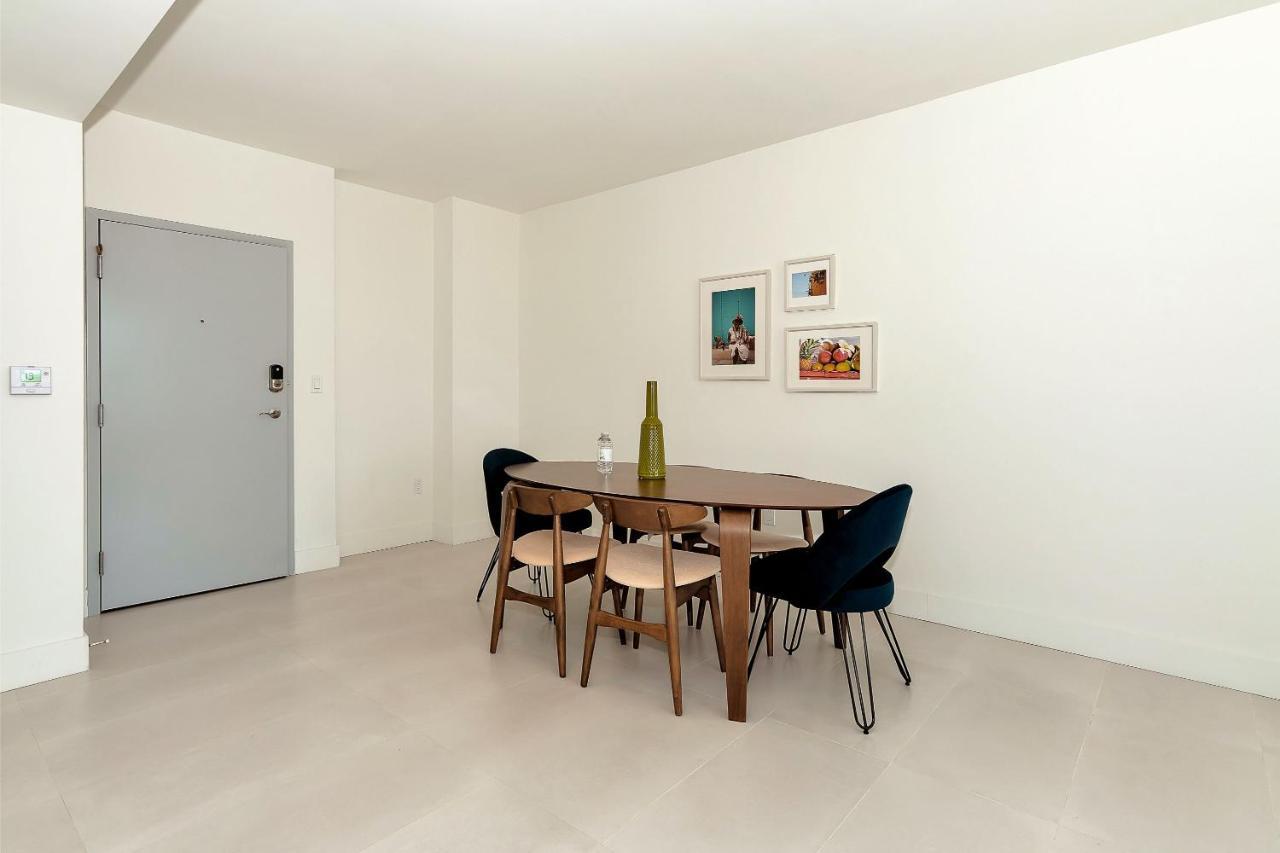 Roami At Grove 27 Apartment Miami Bagian luar foto