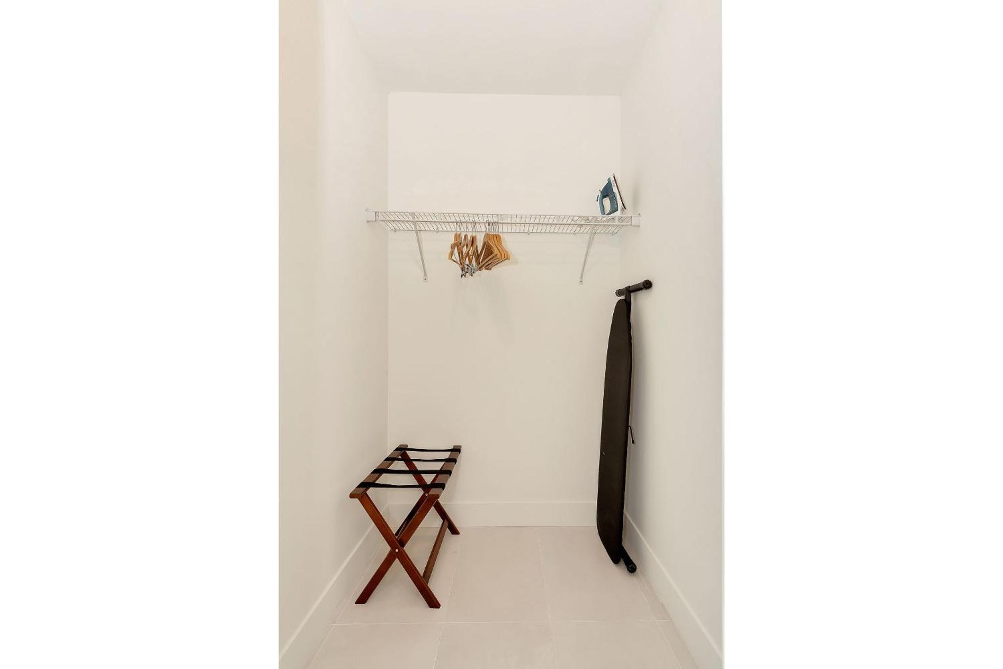 Roami At Grove 27 Apartment Miami Ruang foto