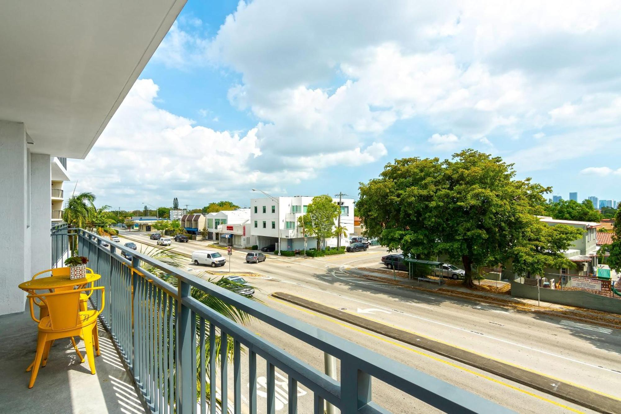 Roami At Grove 27 Apartment Miami Ruang foto