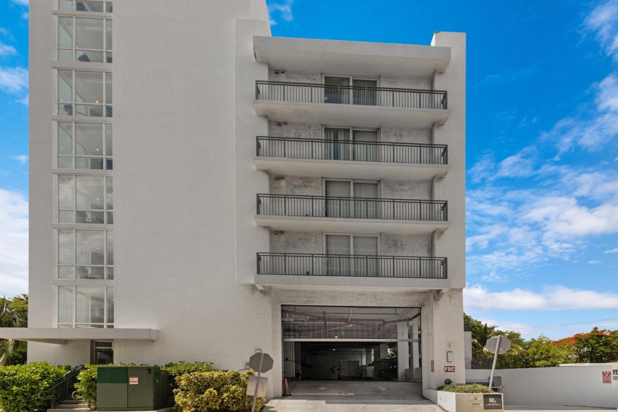 Roami At Grove 27 Apartment Miami Bagian luar foto